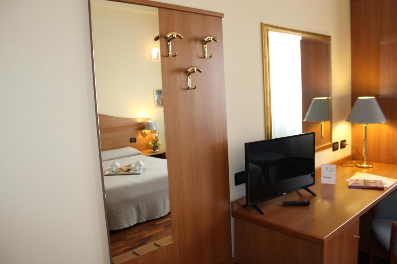 Hotel Il Duca D'Este Ferrara Kültér fotó