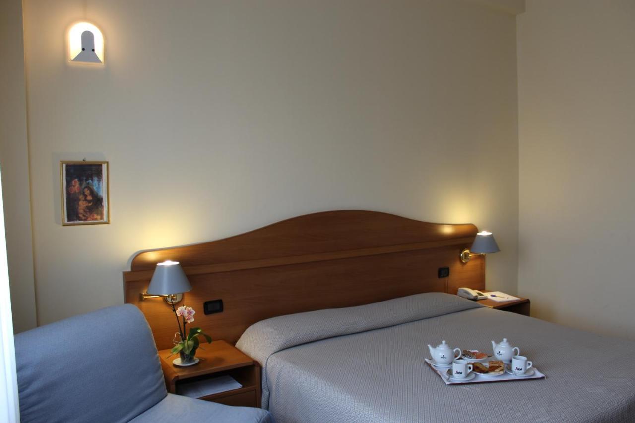 Hotel Il Duca D'Este Ferrara Kültér fotó