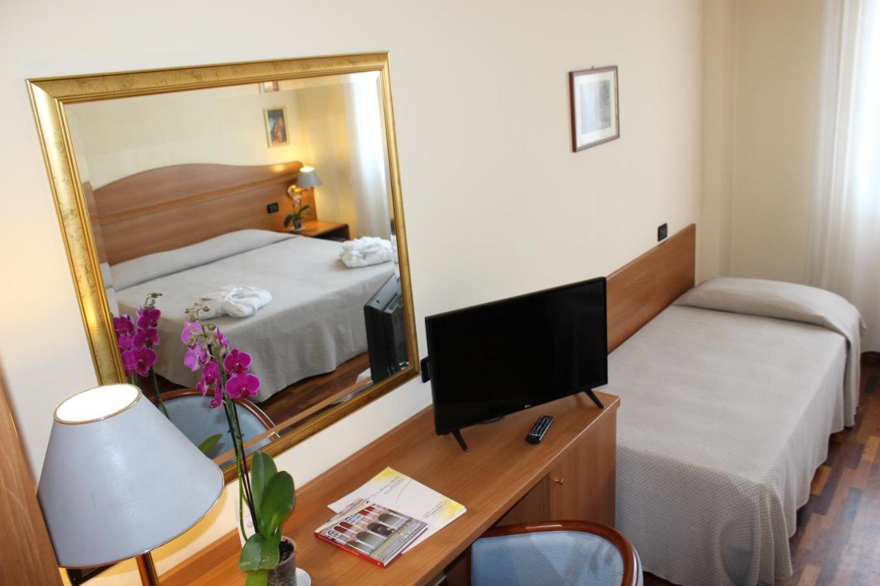 Hotel Il Duca D'Este Ferrara Kültér fotó