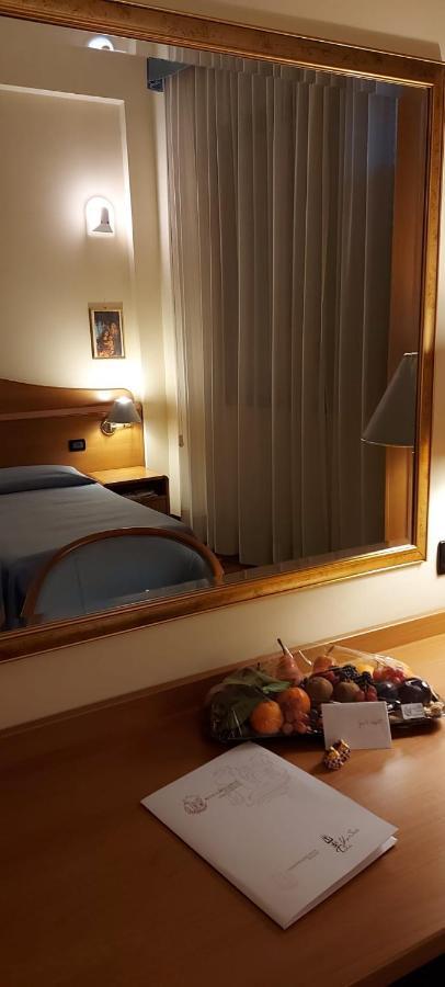 Hotel Il Duca D'Este Ferrara Kültér fotó
